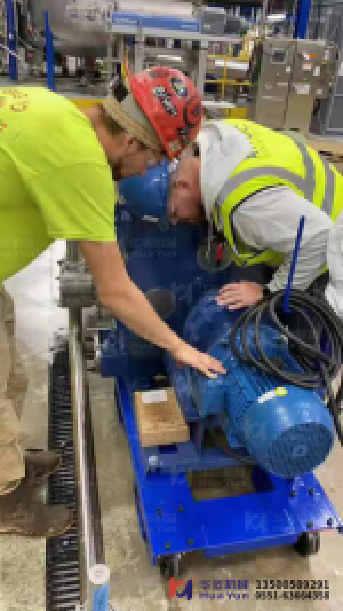 華運軟管泵到達美國業(yè)主使用現場